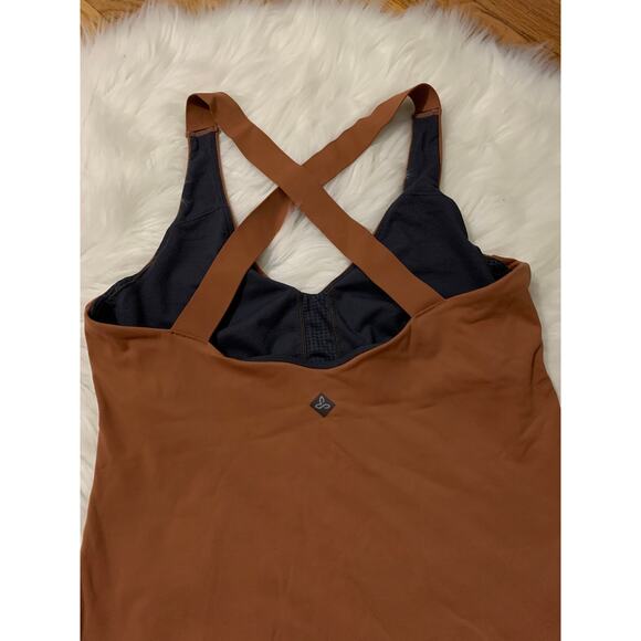 Prana Layna Active Cross Back Shelf Bra Removable Padded Tank Small - Picture 5 of 9